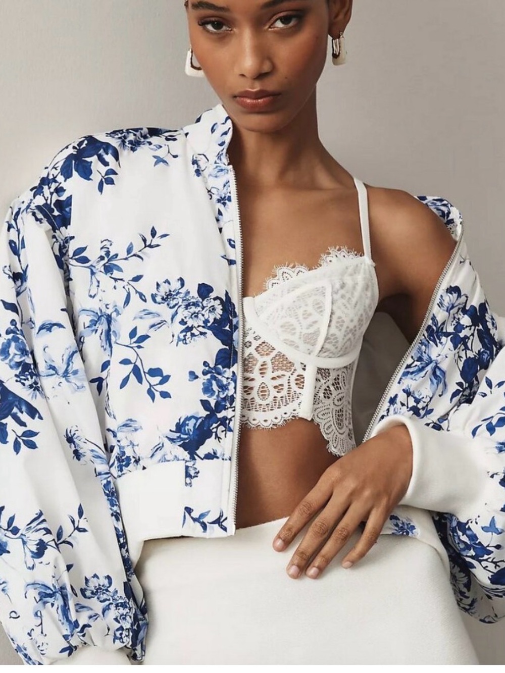 Anthropologie White Bomber Jacket with Blue Floral Print zip up Size Small